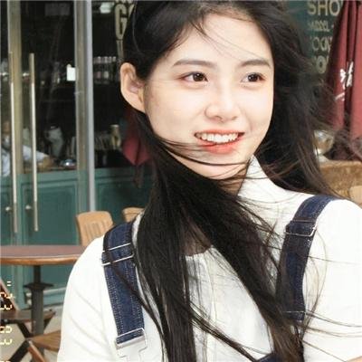 飘舞的军旗下